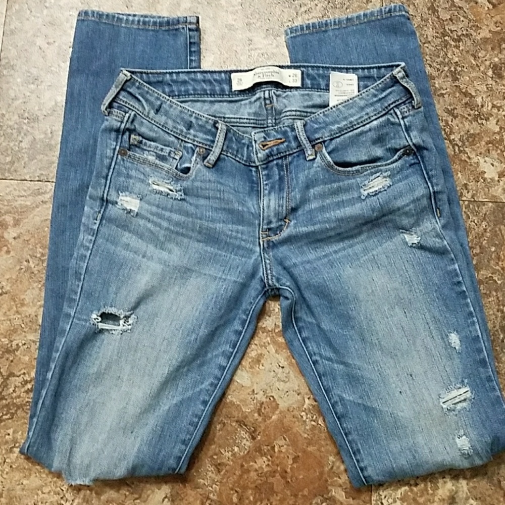 A&F The A&F skinny jeans 26 x 33